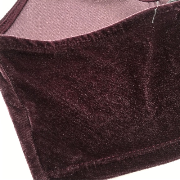 Don’t Ask why AEO crushed velvet crop halter top - Picture 3 of 10